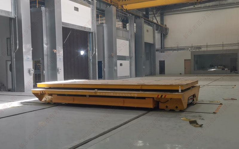 工業(yè)場景中應用的十字交叉軌道換軌電動平車