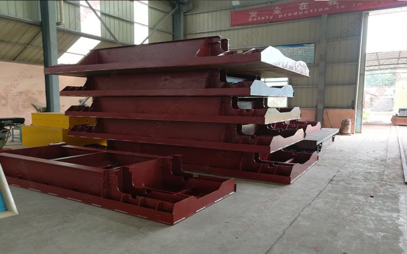 不同設(shè)計(jì)的電動平車車架結(jié)構(gòu)的特點(diǎn)