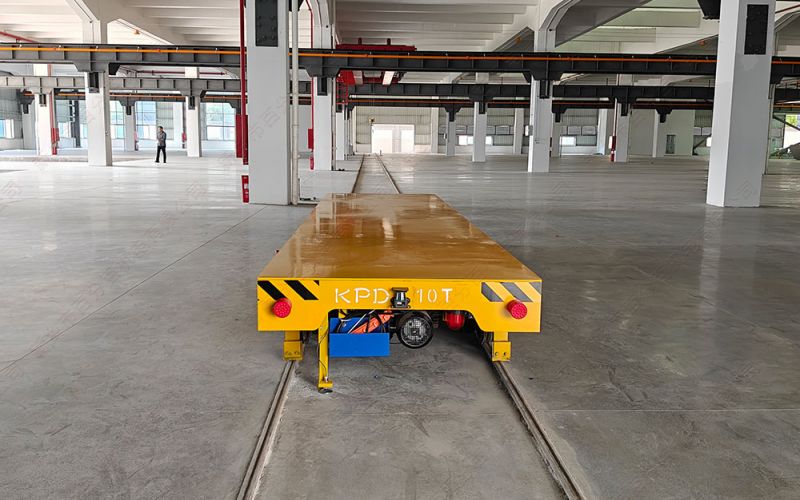 新鄉(xiāng)電動平車廠低壓軌道電動平車絕緣軌道安裝的特點(diǎn)分析