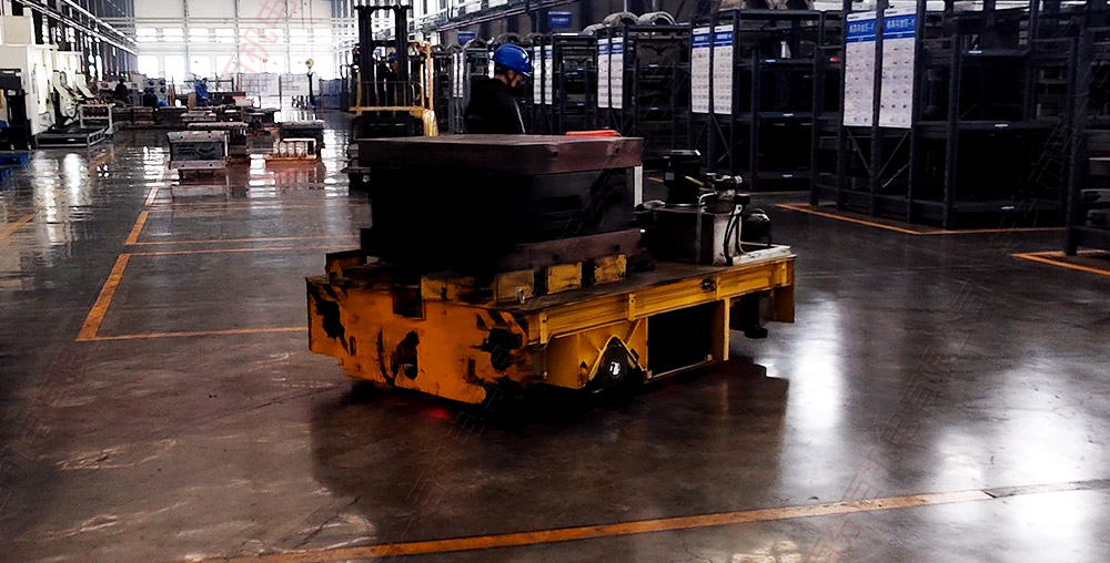 無(wú)軌轉(zhuǎn)運(yùn)車(chē)1